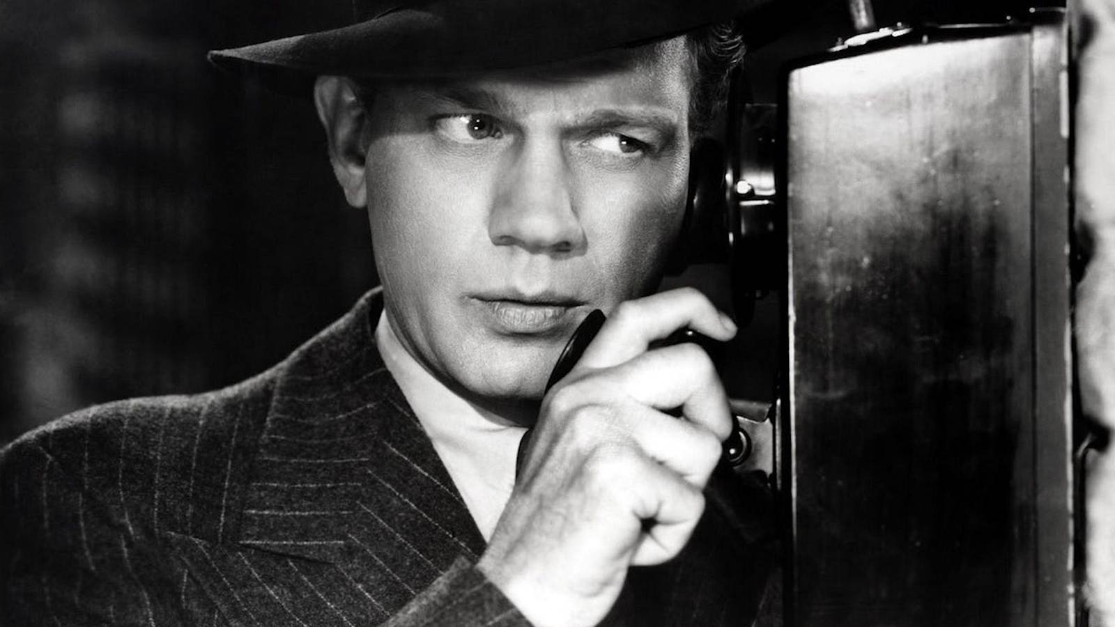 Joseph Cotten as Uncle Charlie on a payphone in Shadow of a Doubt