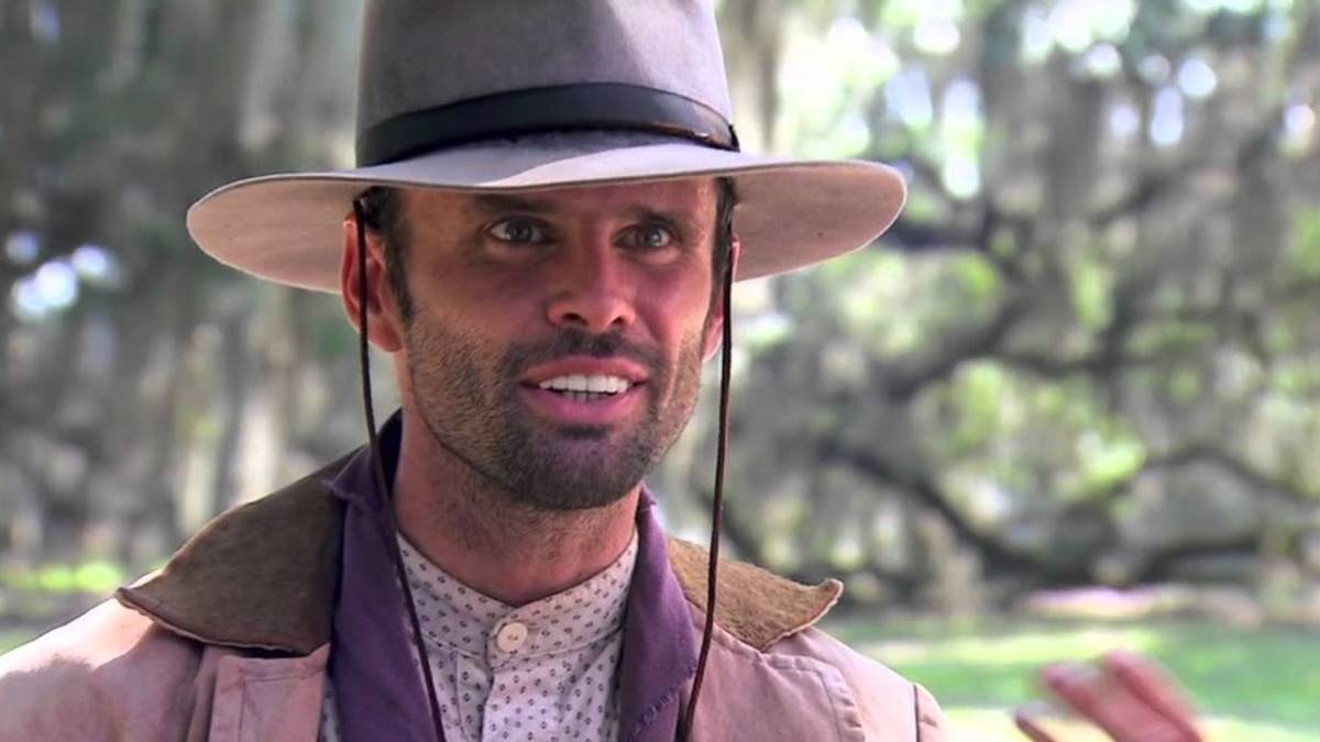 Walton Goggins’ Most Controversial Western Rides Onto a New Streaming Home Next Month