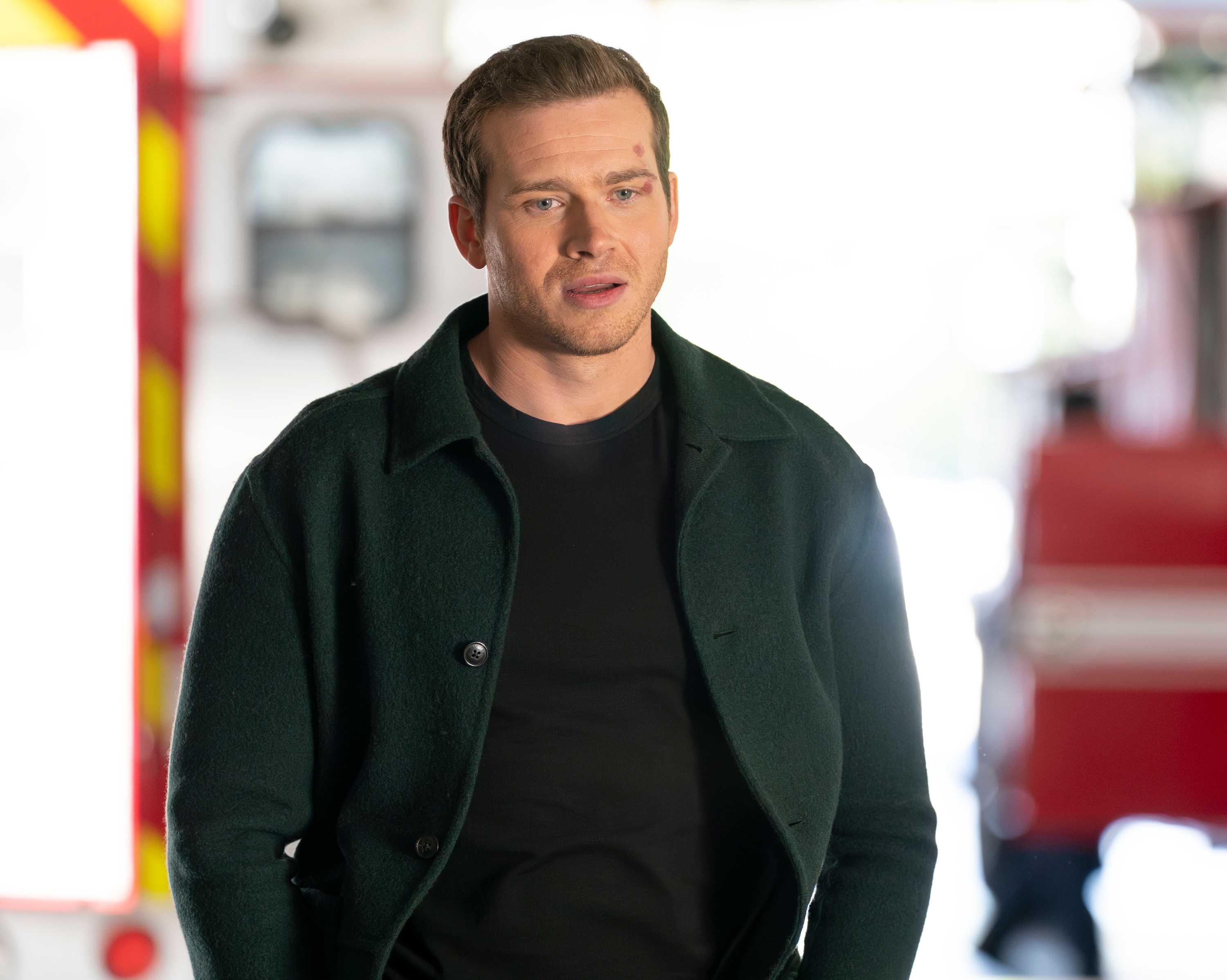 Buck Actor Oliver Stark Reveals Why '9-1-1' Held Off On Exploring Buck's Bisexuality