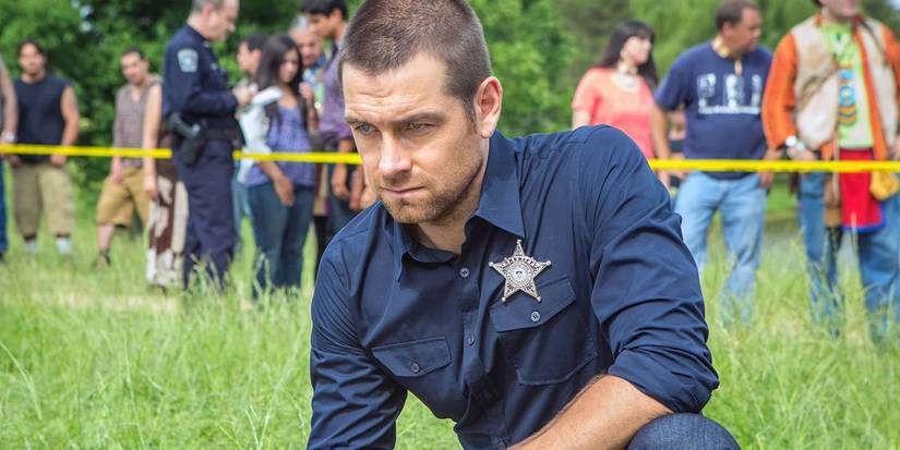 Antony Starr impersonating Lucas Hood in 'Banshee'