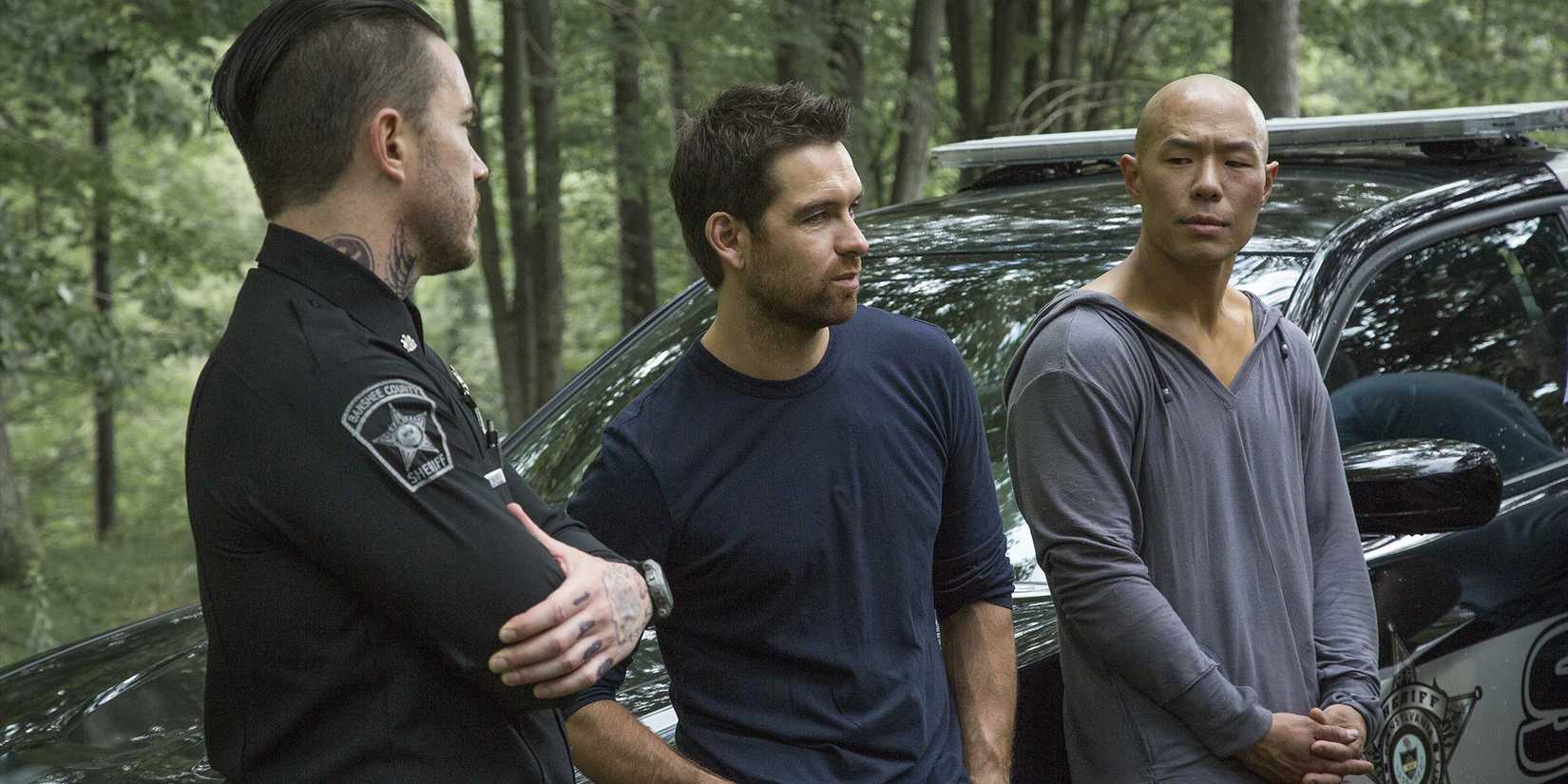 banshee (2013) - Antony Starr, Hoon Lee, dan Tom Pelphrey 