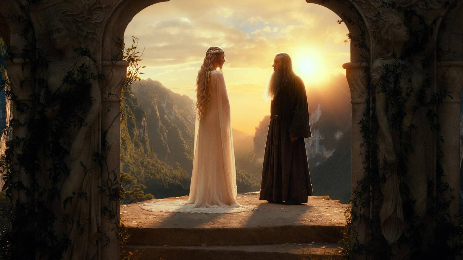 Galadriel and Gandalf speaking in a balcony in Rivendel in 'The Hobbit: An Unexpected Journey'