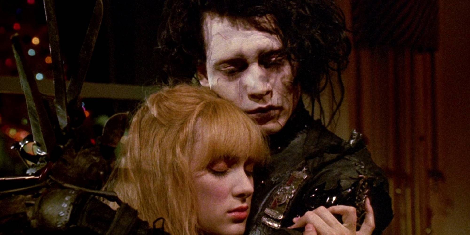 johnny-depp-and-winona-ryder-as-kim-and-edward-in-edward-scissorhands Tim Burton's Sci-Fi Fantasy Masterpiece Is Officially a Halloween Streaming Hit