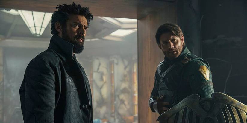 Butcher(Karl Urban) and Soldier Boy (Jensen Ackles) looking in the same direction with confused expressions in 'The Boys'