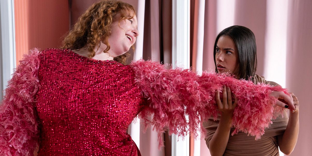 'Prom Dates' Trailer Shows Two Teens Hunting For Dates to the Dance