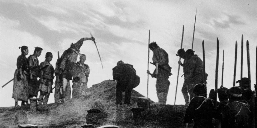 The Seven Samurai bury their fallen in the film's more somber moments.