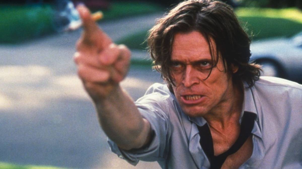 Paul Smecker pointing a finger at someone off-camera in The Boondock Saints