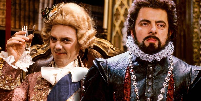 Hugh Laurie and Rowan Atkinson in Elizabethan costumes in Blackadder's Christmas Carol