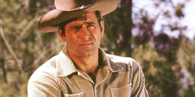 Clint Walker rides on as Cheyenne Bodie in 'Cheyenne.'
