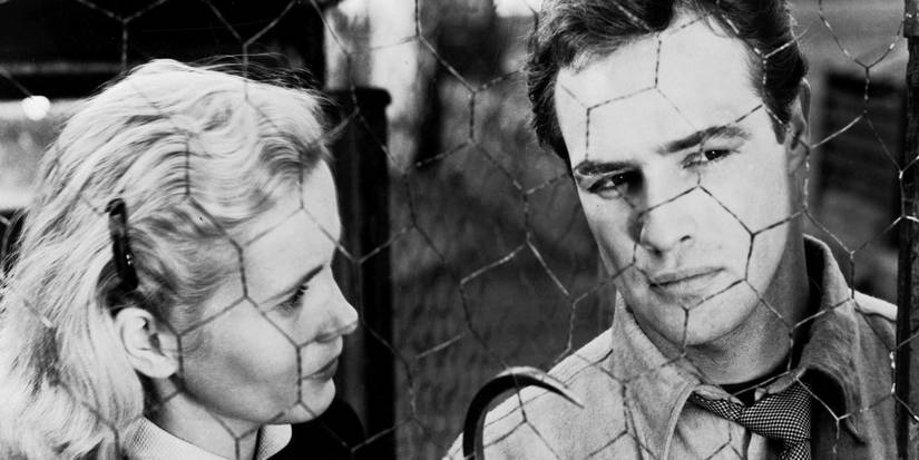 Eva Marie Saint sebagai Edie dan Marlon Brando sebagai Terry di On the Waterfront