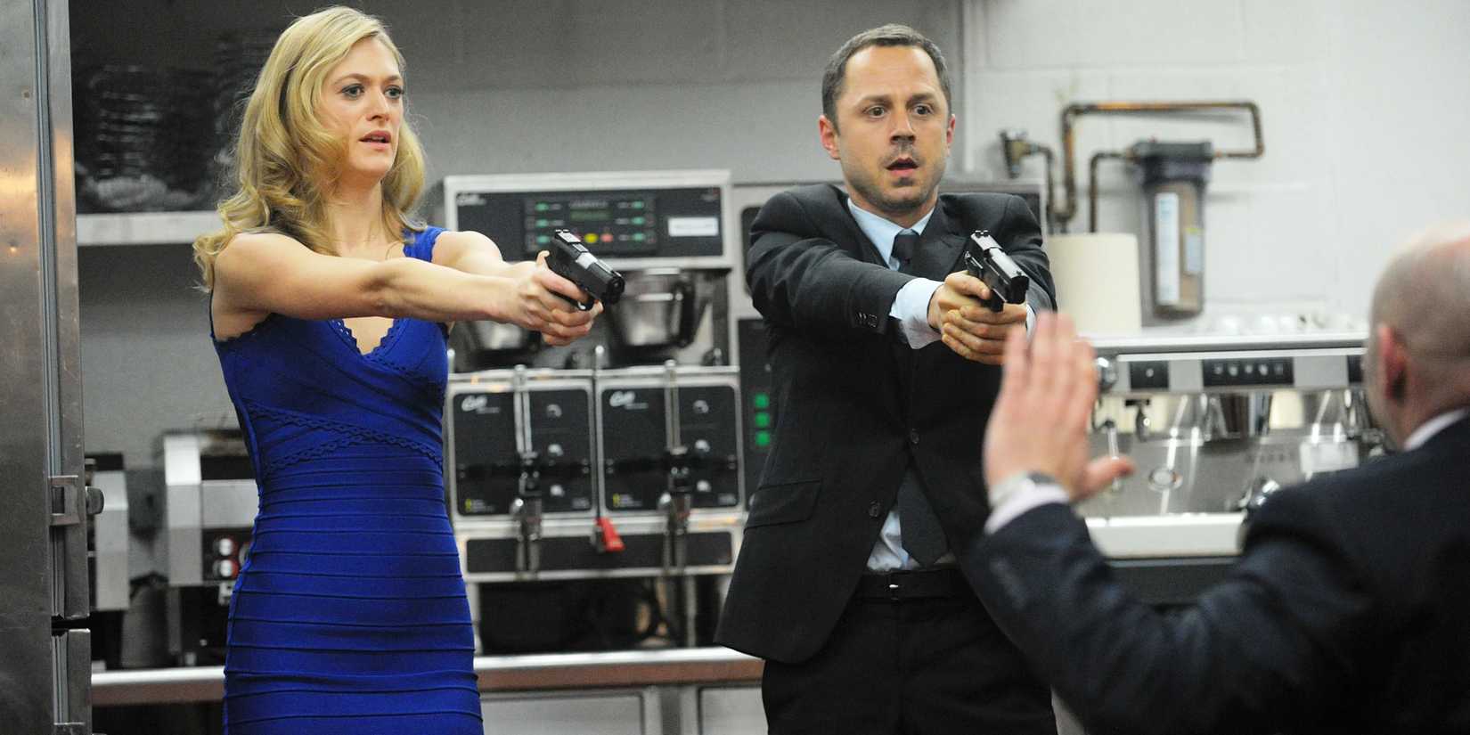 Giovanni Ribisi and Marin Ireland in 'Sneaky Pete'