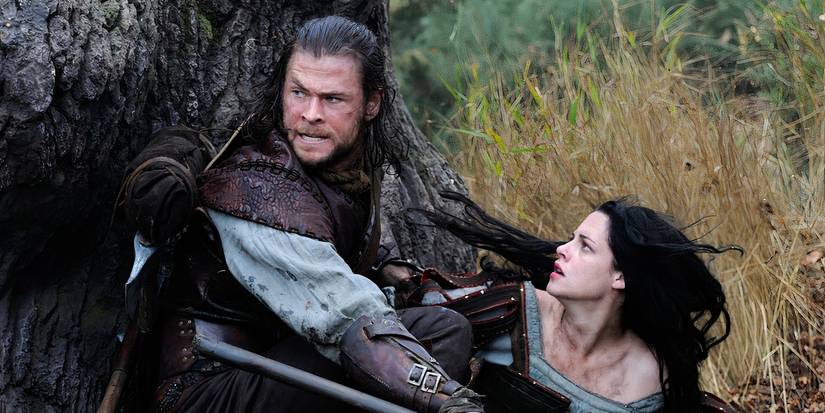 Chris Hemsworth saving Kristen Stewart in Snow White & the Huntsman