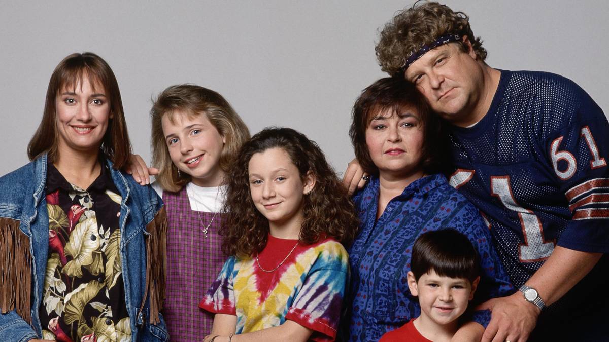 Roseanne Barr reveals the baby she gave up for adoption thought she was  Goldie Hawn, image size:1200x675