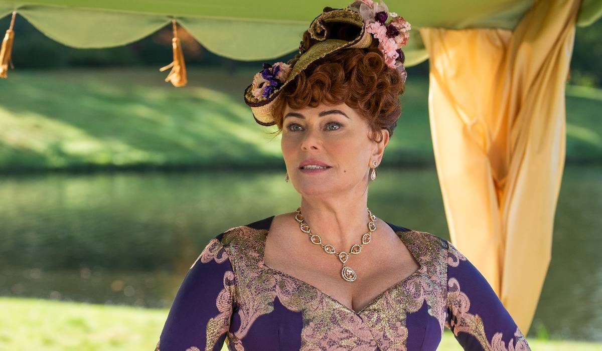 Admit It, Portia Featherington Isn't the Villain on 'Bridgerton'
