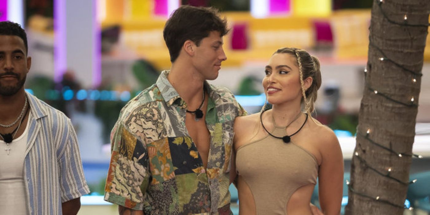 Rob and Leah’s Relationship Gets Heated on ‘Love Island USA’ - and Not ...