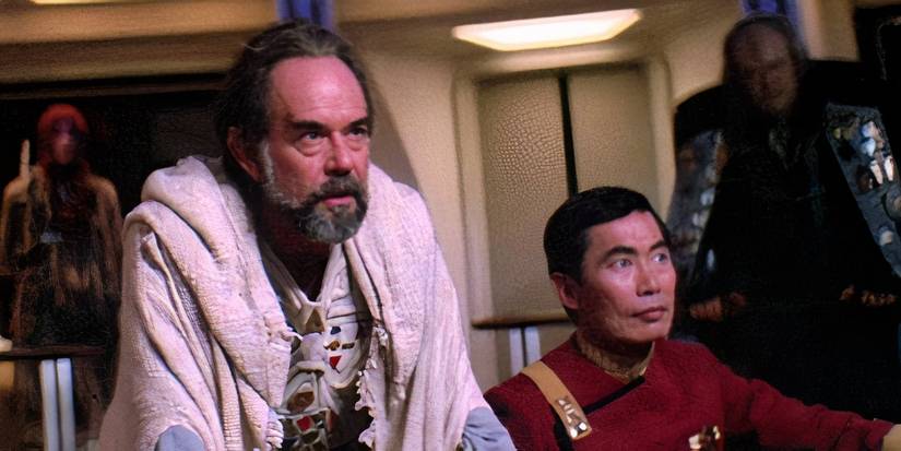Laurence Luckinbill sebagai Sybok dan George Takei sebagai Hikaru Sulu tampil di Star Trek V: The Final Frontier.