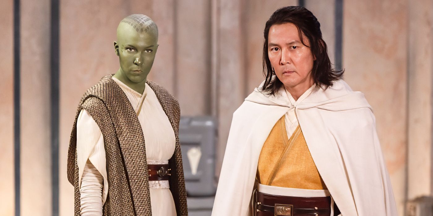 Vernestra and Sol stand looking serious in their robes in The Acolyte 