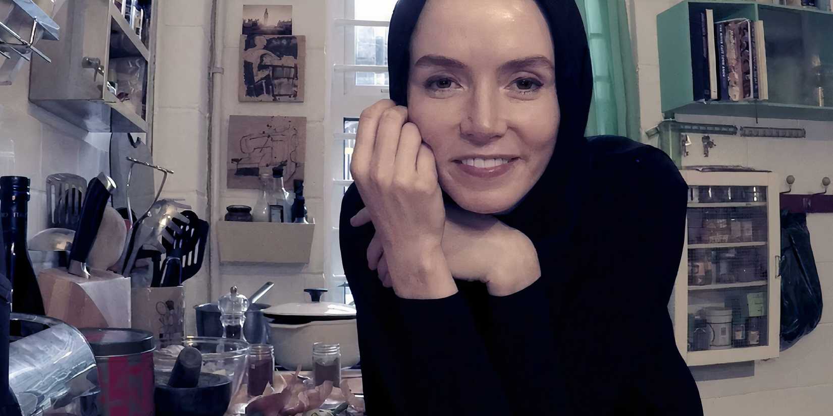 Valene Kane as Amy Whittaker in Profile smiling.