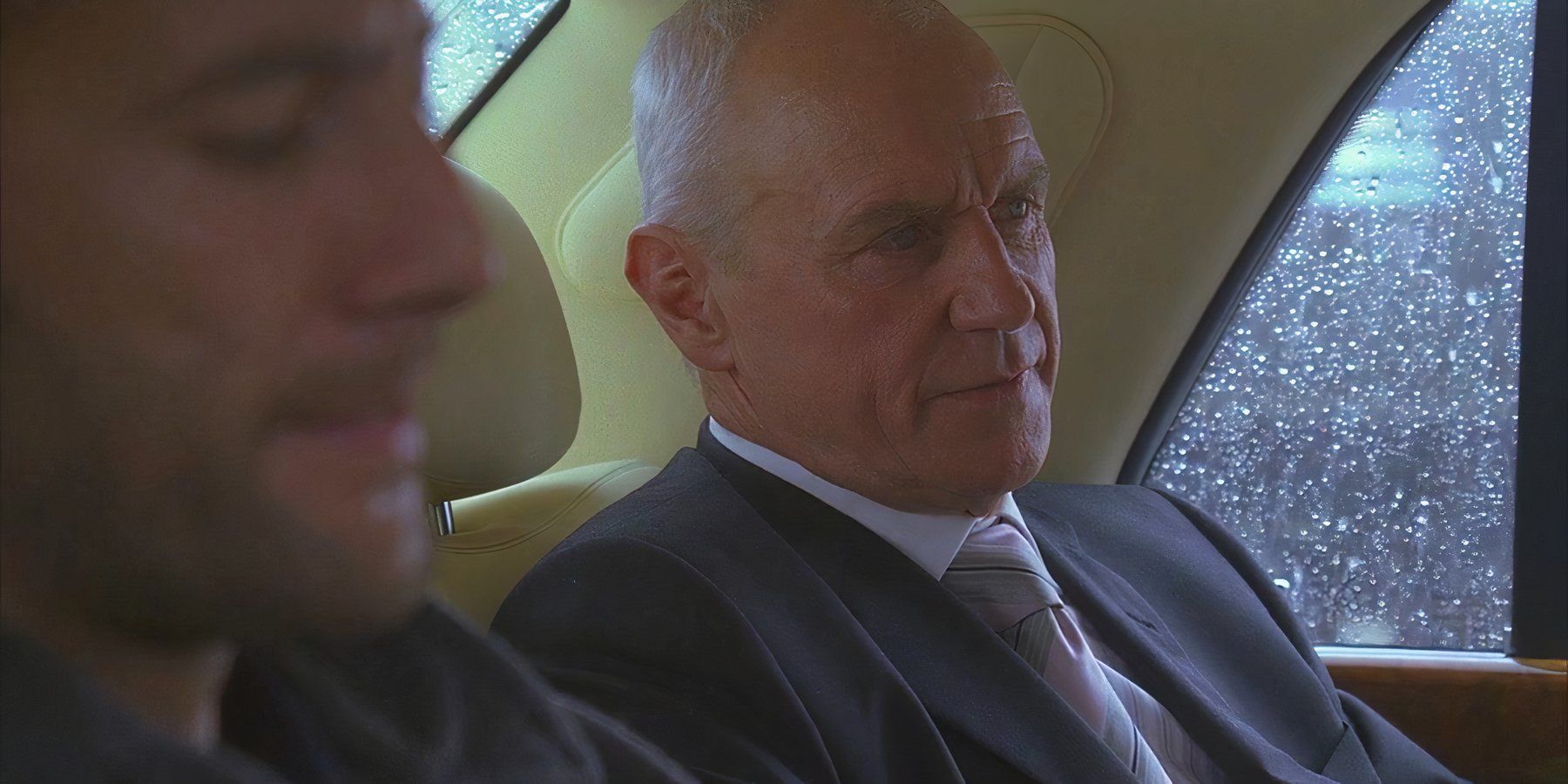 Charles Widmore (played by Alan Dale), attempts to buy off Desmond (Henry Ian Cusick), to prevent him from ever seeing Penelope again in Lost’s Season 2 Episode ‘Live Together Die Alone.’