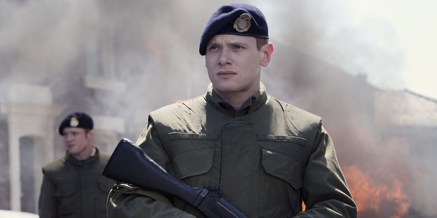 テレビ village soldier _87344051_awar1.jpg