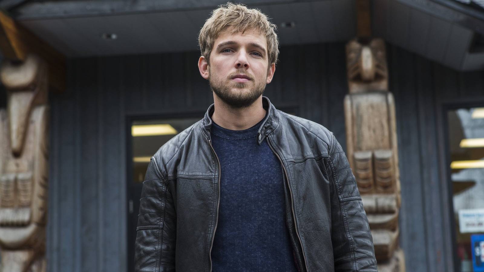 Before 'Fire Country,' Max Thieriot Had a Dark Past in This Horror Series
