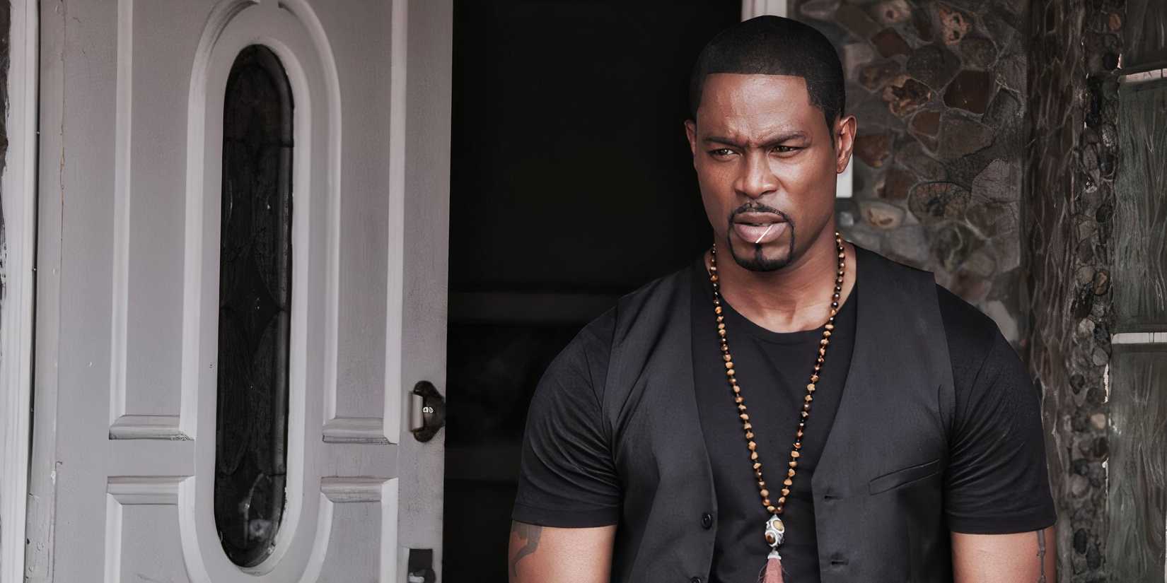 Aile İşletmesinde Darrin Dewitt Henson (2018)