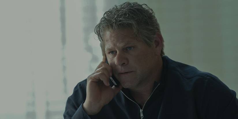 Domenick Lombardozzi on the phone as Chickie in Tulsa King Season 1, Episode 3.
