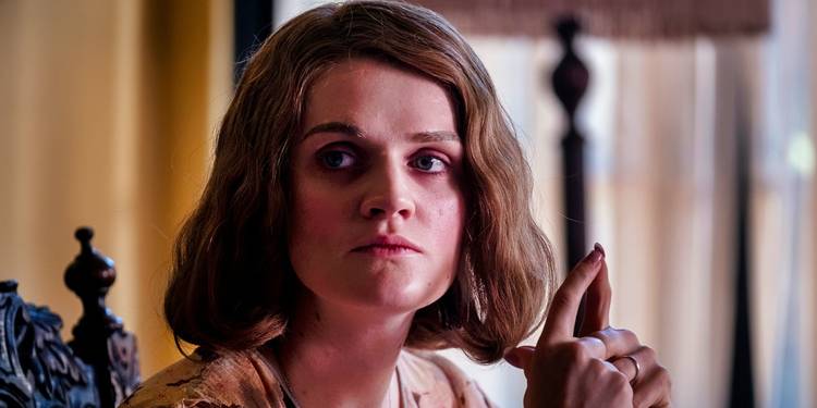 Gayle Rankin looking pensive in Perry Mason Season 1