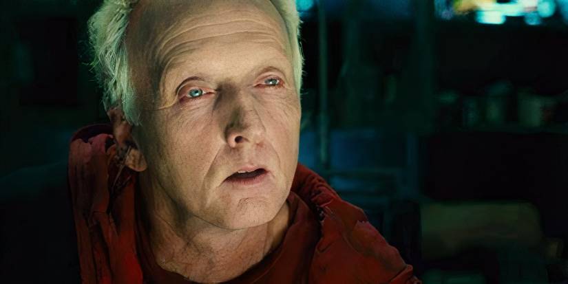 Tobin Bell as Jigsaw in 'Saw II'