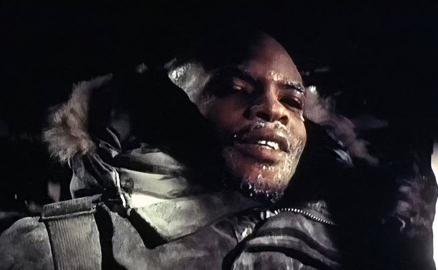 Childs (Keith David) starting to freeze outside at the end of 'The Thing'