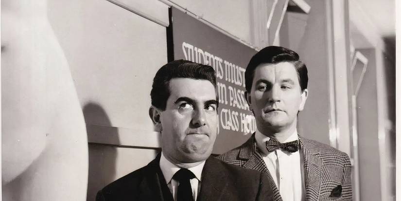 Milo O'Shea as Leopold Bloom & T.P. McKenna as Buck Mulligan in Ulysses (1967)