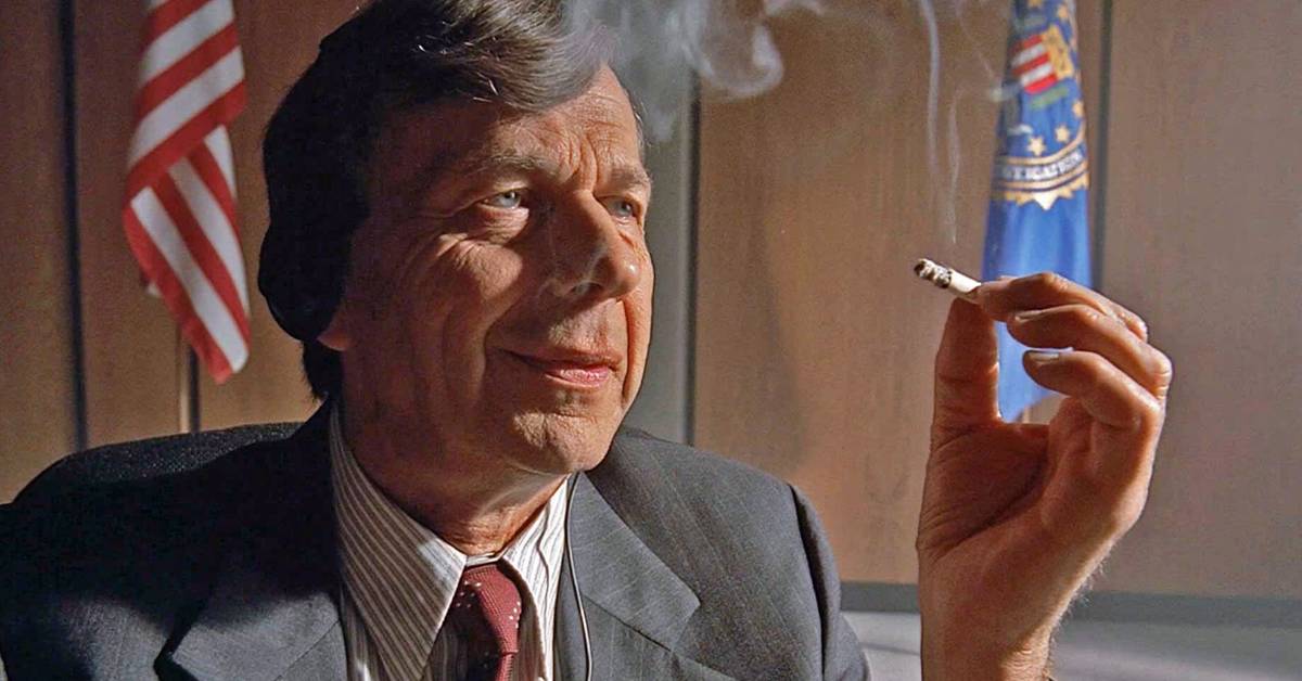 x files cigarette smoking man gif This 'X-Files' Episode Was Supposed to Kill Off a Fan-Favorite x files cigarette smoking man gif This 'X-Files' Episode Was Supposed to Kill Off a Fan-Favorite