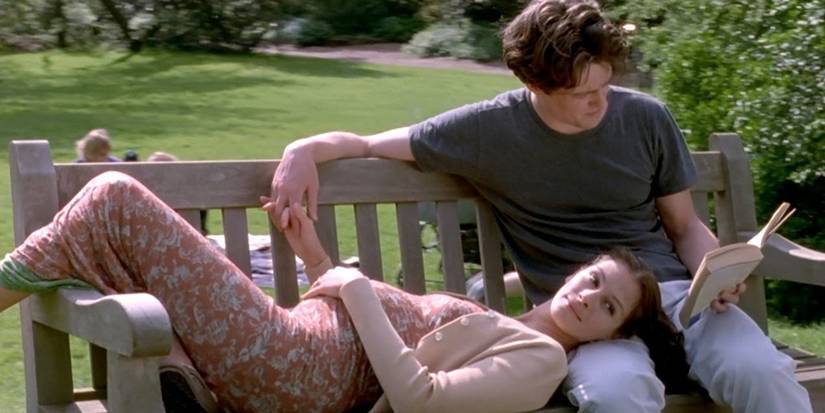 Will (Hugh Grant) reads to a pregnant Anna (Julia Roberts) sitting on a park bench at the end of Notting Hill.