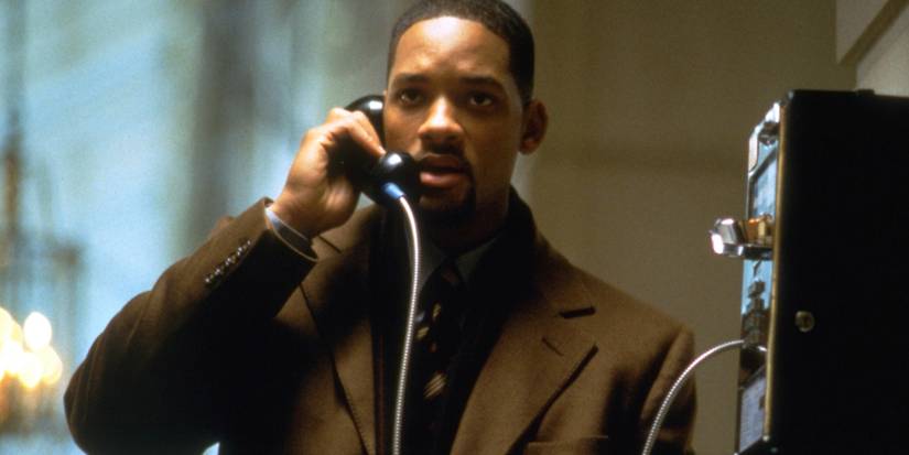 Robert Dean on the phone in Enemy of the State
