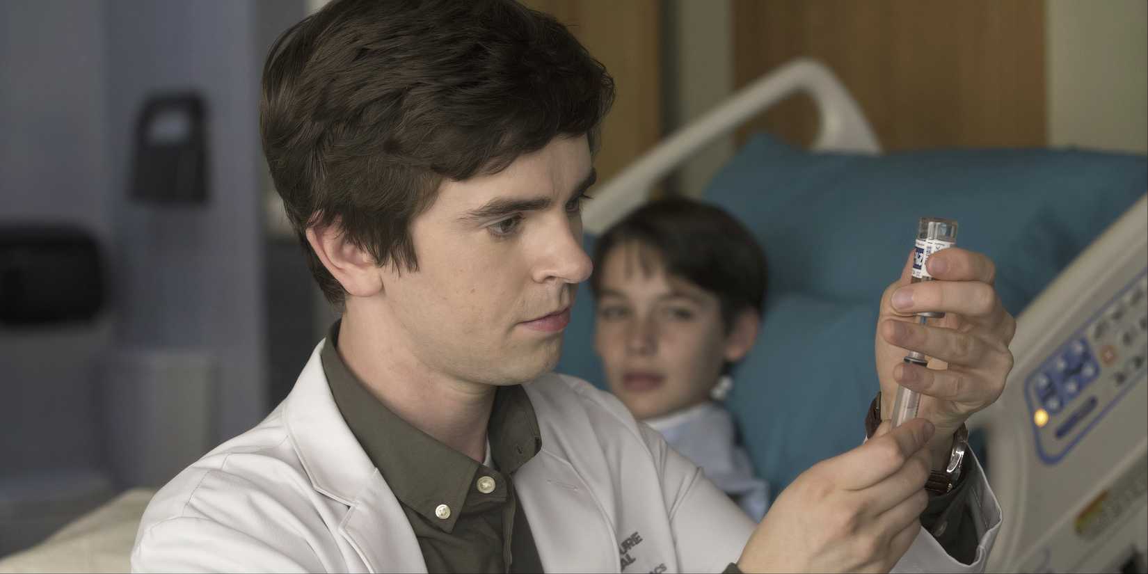 Shaun Murphy gets medicine from a vial in The Good Doctor