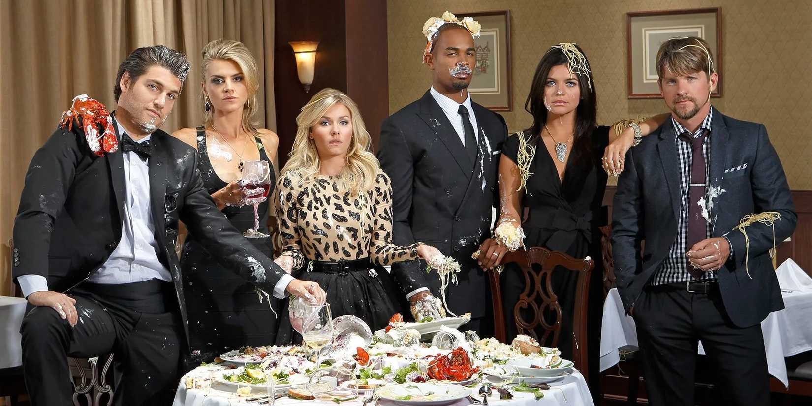 Adam Pally, Eliza Coupe, Elisha Cuthbert, Damon Wayans Jr., Casey Wilson, and Zachary Knighton in promotional image of Happy Endings