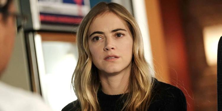 A close-up of Emily Wickersham as Ellie Bishop in NCIS