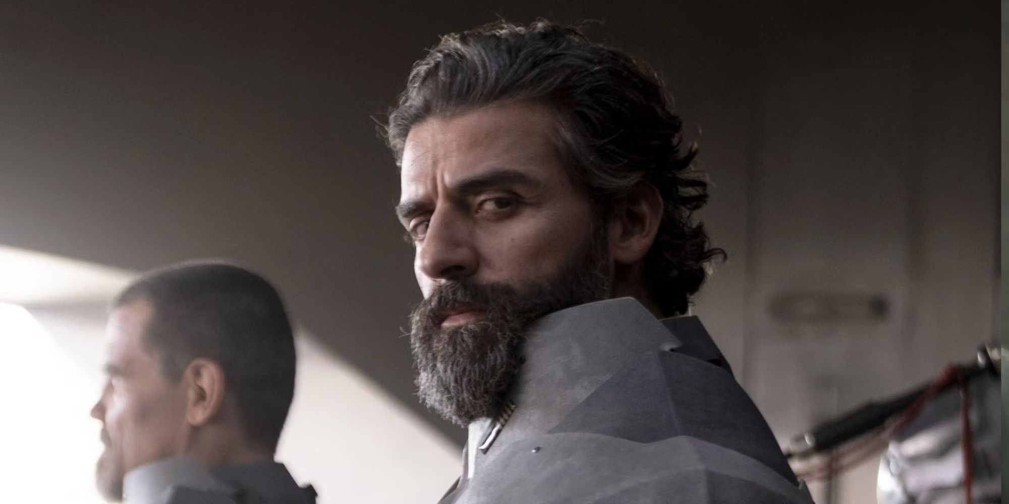 oscar-isaac-duke-leto-atreides-dune Game of Thrones Meets Star Wars in HBO Max's Near-Perfect Space Opera