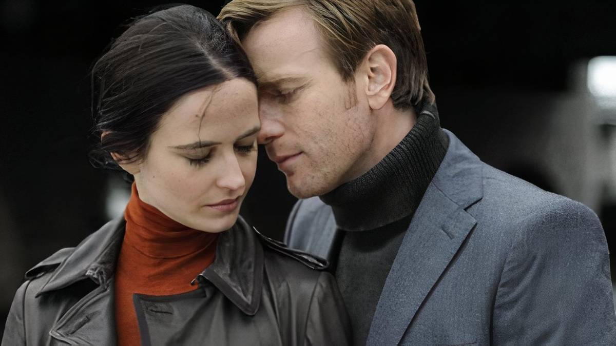 Ewan McGregor and Eva Green Lose Their Senses in This Sci-Fi Romance