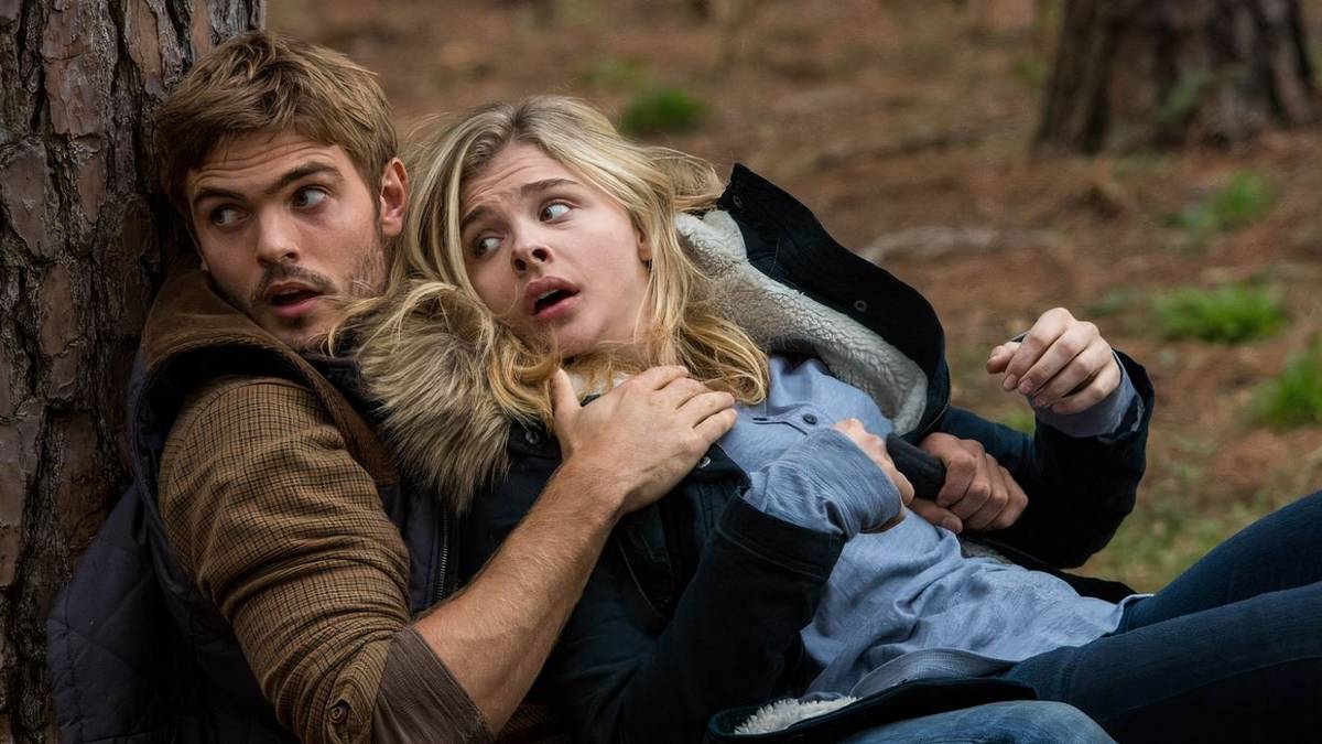 Tobey Maguire Produced a Forgotten Sci-Fi Movie That Netflix Doesn’t Want Some of Its Subscribers To See