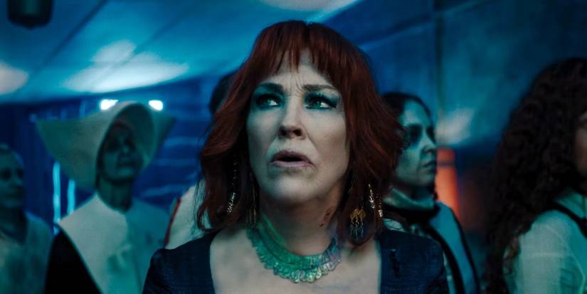 Catherine O'Hara as Delia Deetz in Beetlejuice, Beetlejuice