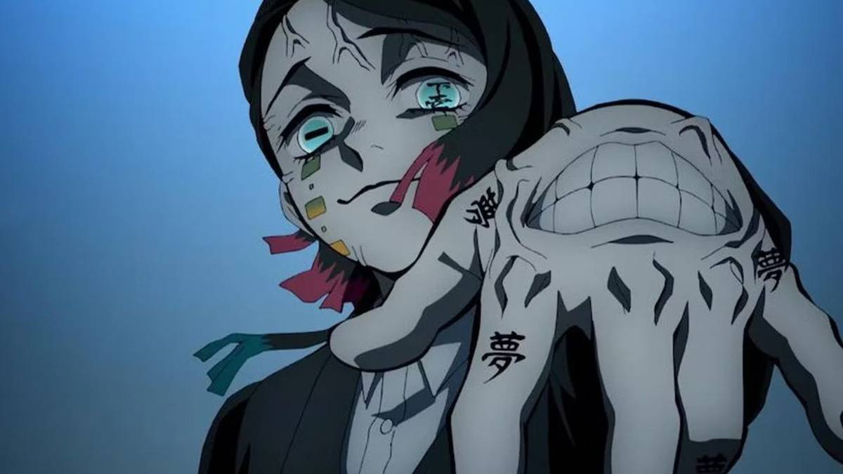Enmu staring down at the camera while flexing his blood art, Demon Slayer