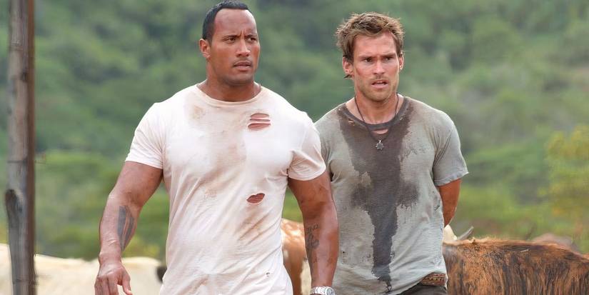 Dwayne Johnson and Seann William Scott are sweaty in the Rundown