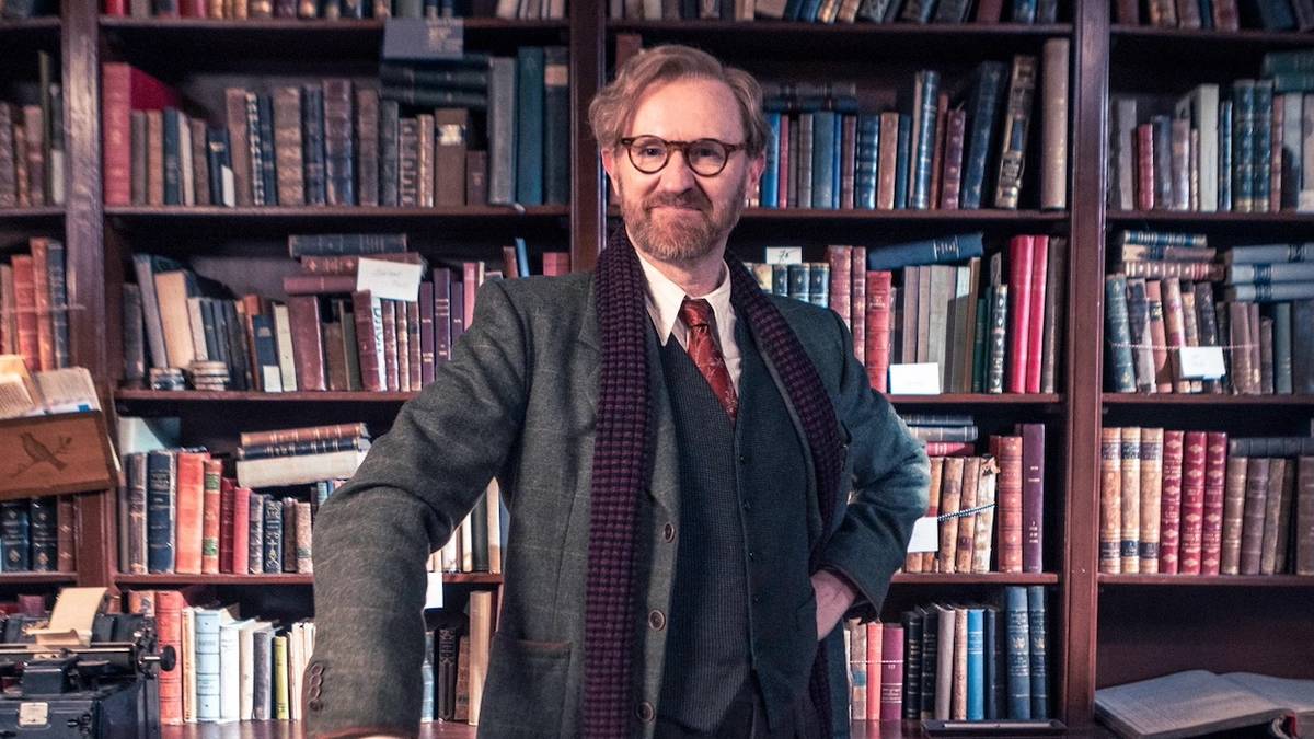 Sherlock Reunion in 10/10 British Detective Series 'Bookish' Season 2