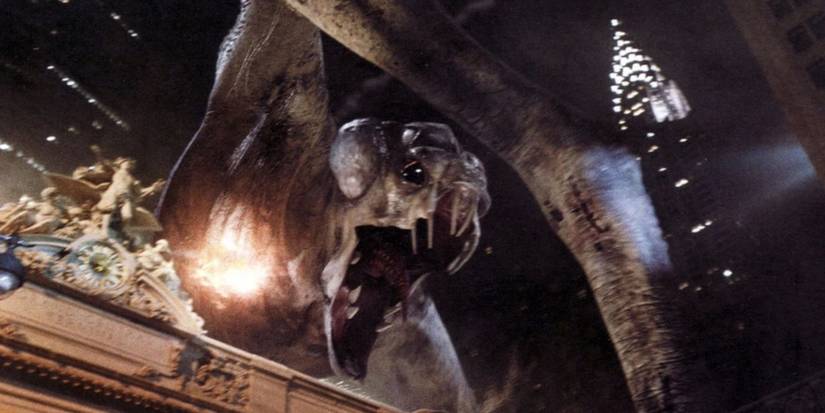The Monster Wreaks Havoc in Cloverfield.