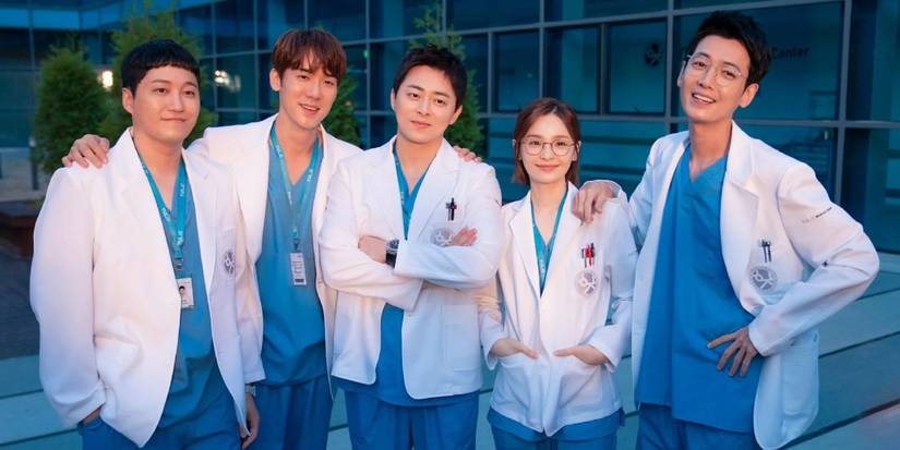The 'Hospital Playlist' cast is looking forward and smiling side by side. 