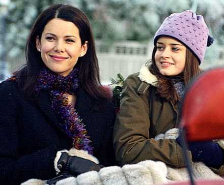 Lorelai and Rory in the carriage in Gilmore Girls