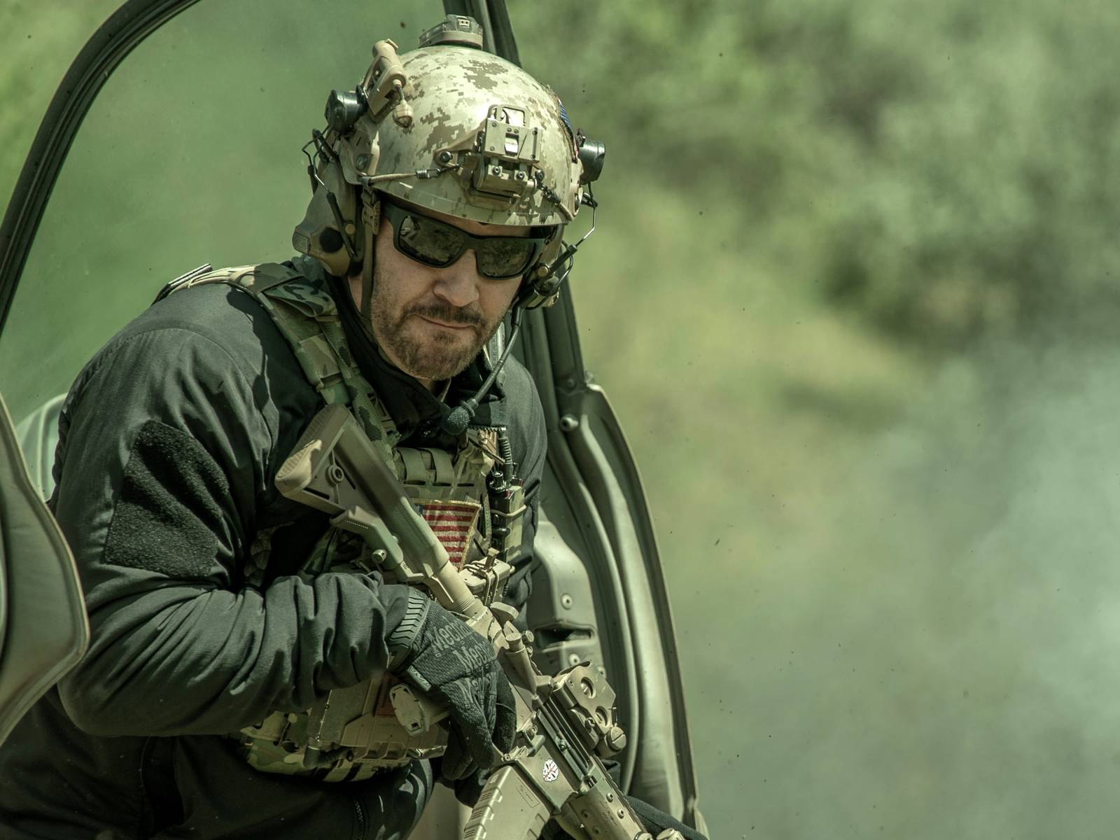 Before 'Fire Country,' Max Thieriot Starred in an Ultra-Realistic War  Series That Is Exploding on Streaming