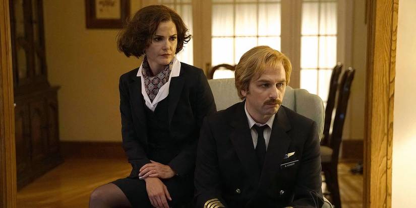 Keri Russell and Matthew Rhys as Elizabeth and Philip Jennings in disguise, in 'The Americans'.
