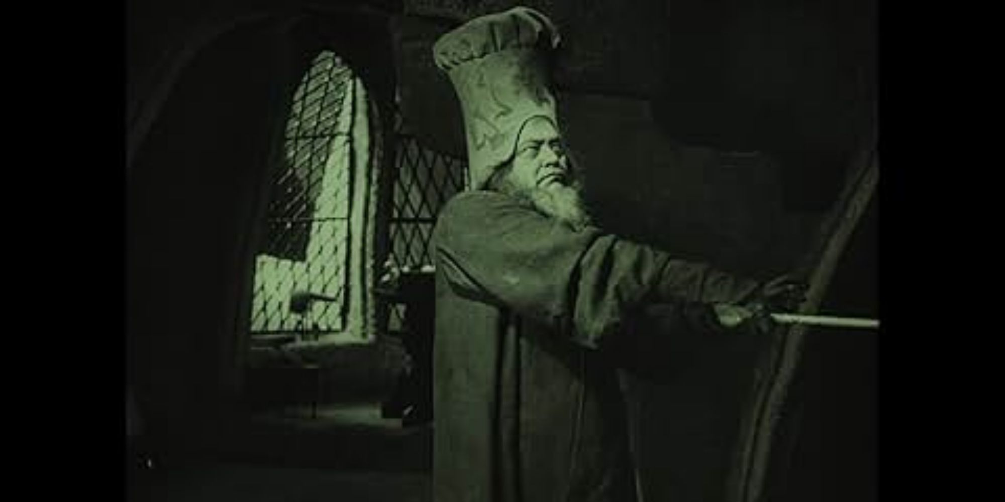 10 Essential Movies To Understand German Expressionism